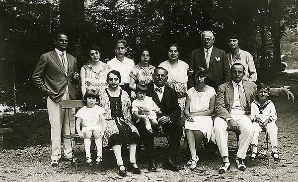 Family Rothschild on the occasion of the 65th birthday of Heinrich Rothschild in Berchtesgaden, 1920, photograph from private collection